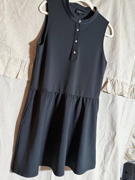 SSYS Dresses & Skirts - Like New SSYS The Label Dress (L)